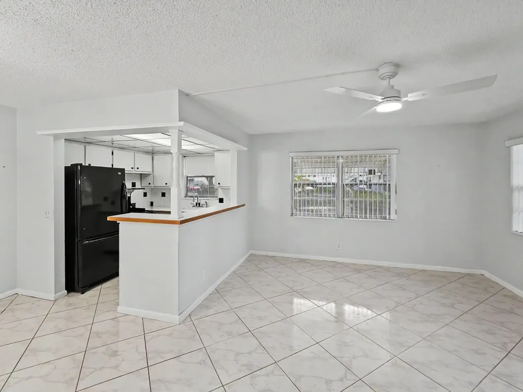 259 Windsor L West Palm Beach FL 33417