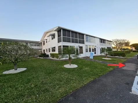 259 Windsor L West Palm Beach FL 33417