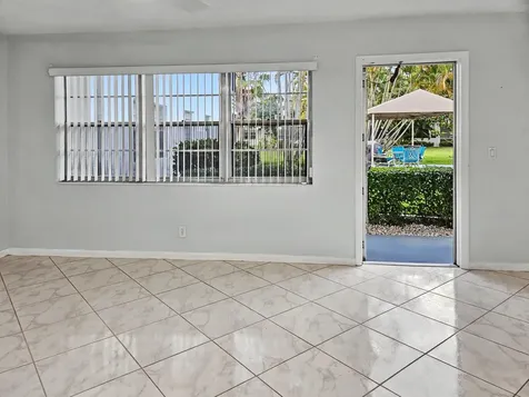 259 Windsor L West Palm Beach FL 33417