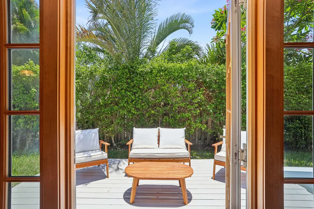 3101 Pierson Drive Delray Beach FL 33483