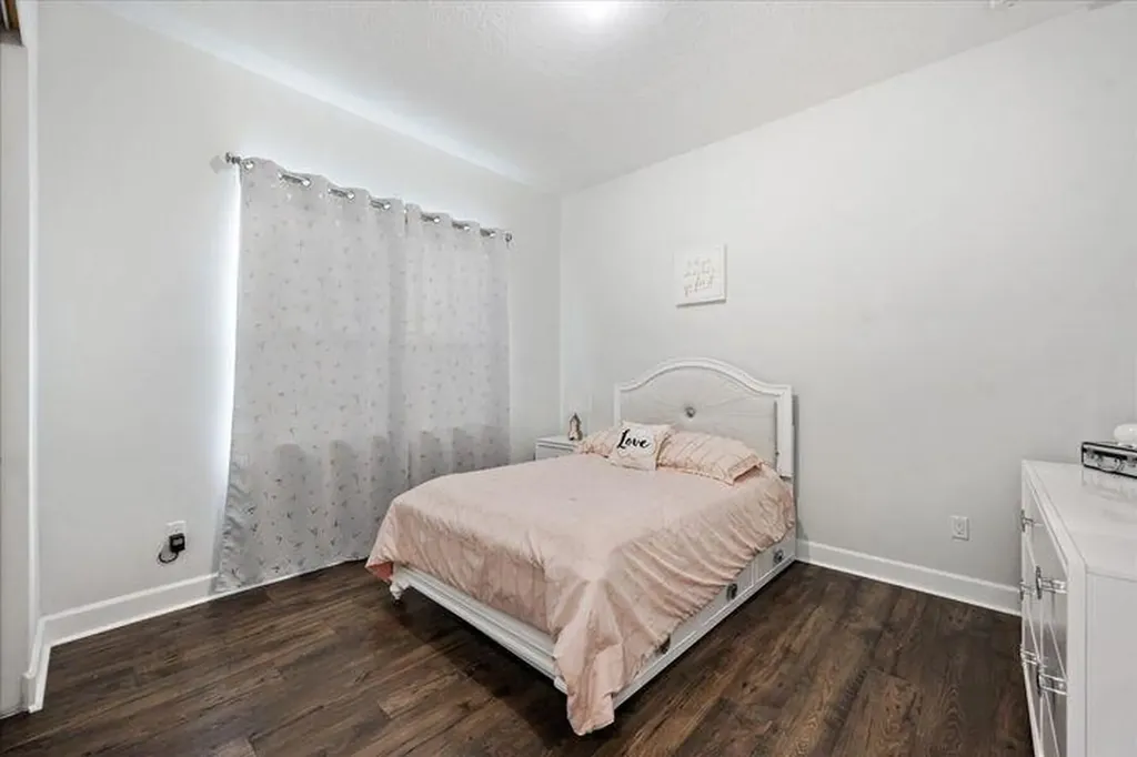 15557 Goldfinch Circle Westlake FL 33470