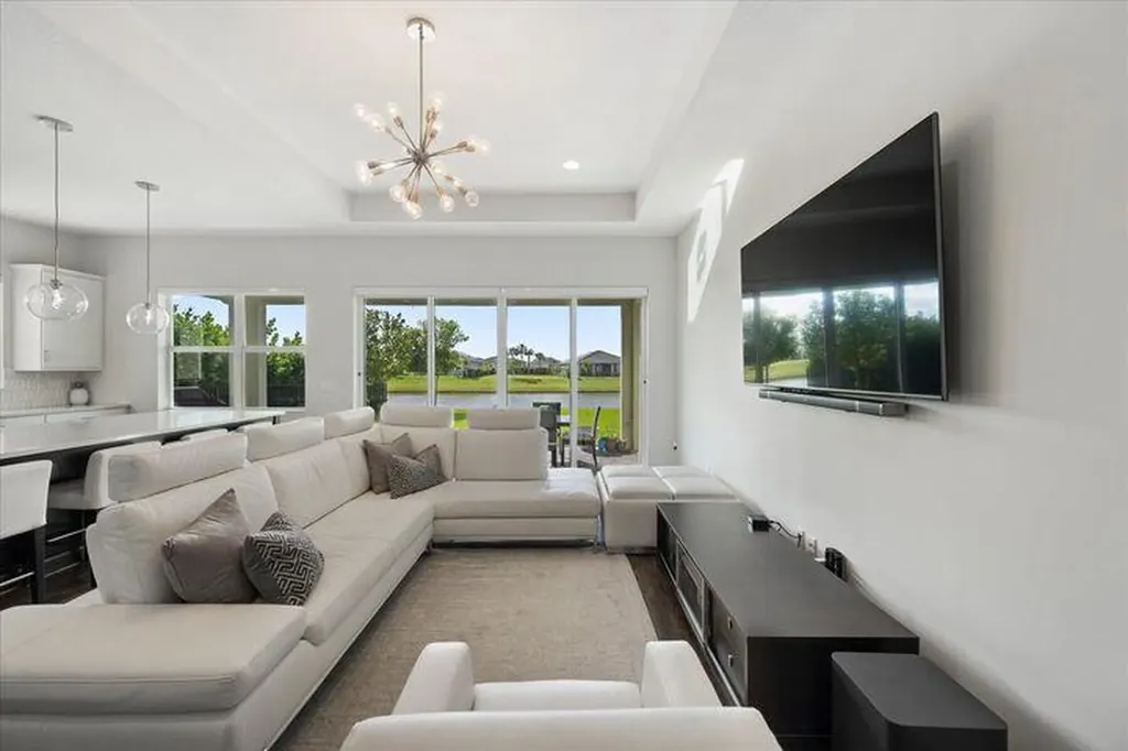 15557 Goldfinch Circle Westlake FL 33470