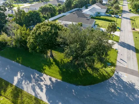 1302 Coverbrook Lane Sebastian FL 32958