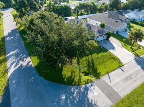 1302 Coverbrook Lane Sebastian FL 32958