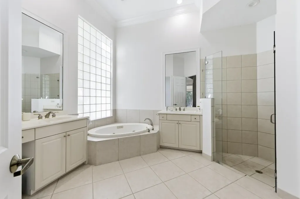 401 Via Placita Palm Beach Gardens FL 33418