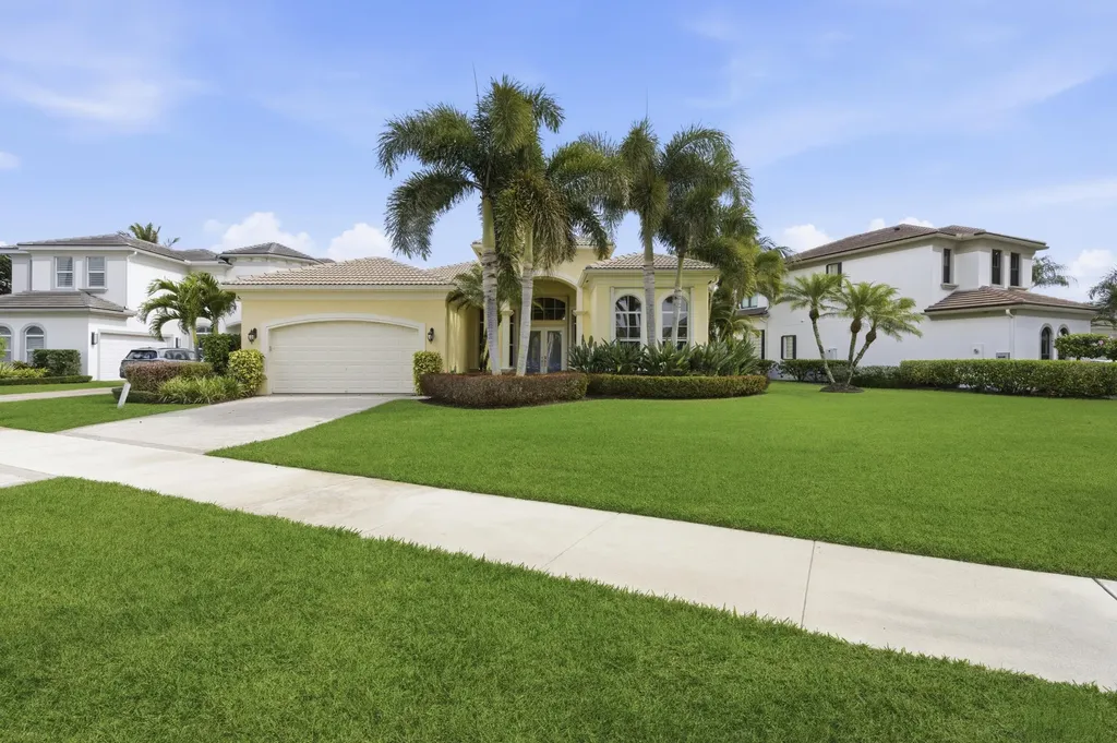 401 Via Placita Palm Beach Gardens FL 33418