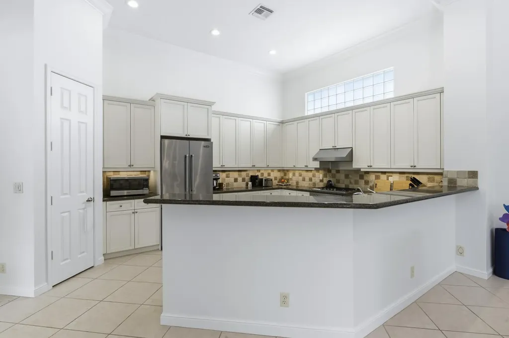 401 Via Placita Palm Beach Gardens FL 33418