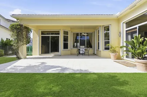 401 Via Placita Palm Beach Gardens FL 33418