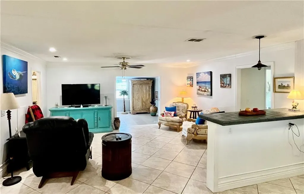 3329 10th Street SW Vero Beach FL 32968