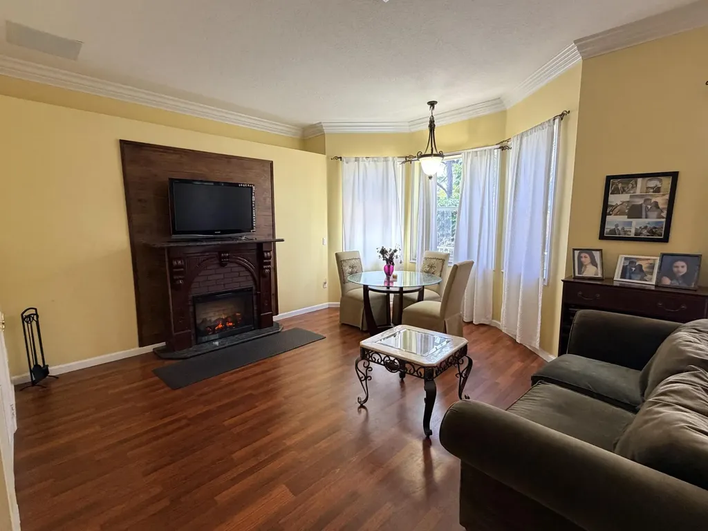 2236 Ridgewood Circle Royal Palm Beach FL 33411