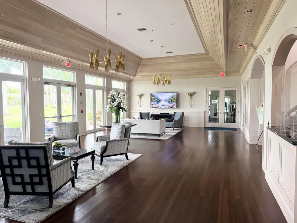 2236 Ridgewood Circle Royal Palm Beach FL 33411