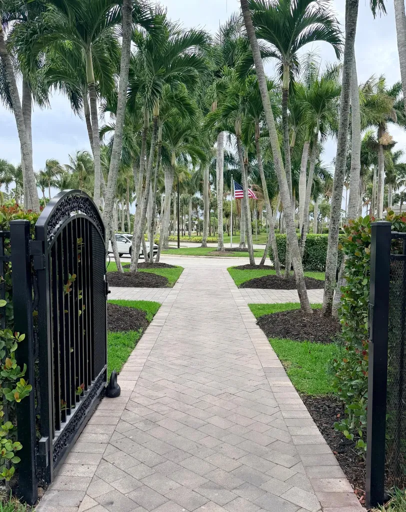 2236 Ridgewood Circle Royal Palm Beach FL 33411