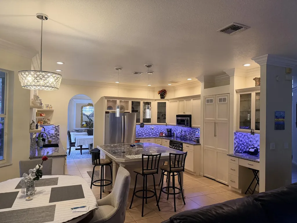 2236 Ridgewood Circle Royal Palm Beach FL 33411