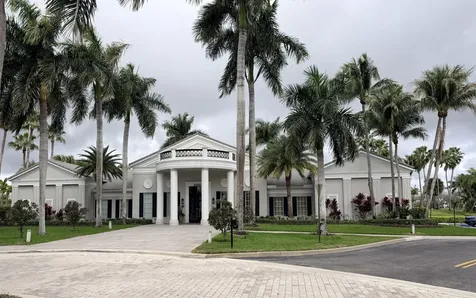 2236 Ridgewood Circle Royal Palm Beach FL 33411