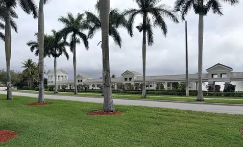2236 Ridgewood Circle Royal Palm Beach FL 33411
