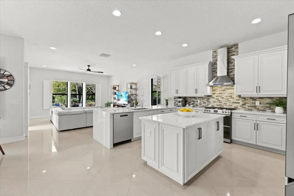 9588 Equus Circle Boynton Beach FL 33472