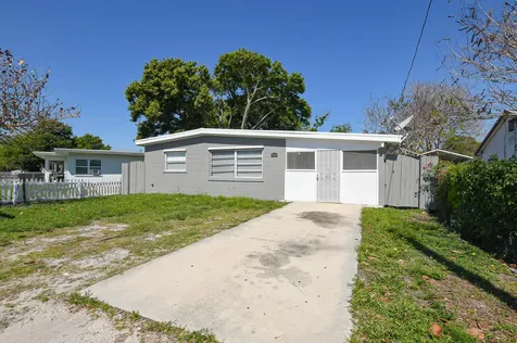 1814 Miami Court Fort Pierce FL 34950