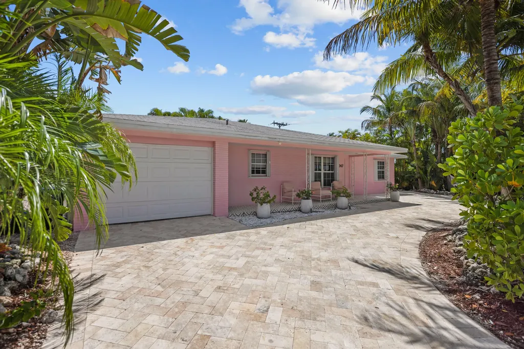 247 SE 3rd Avenue Delray Beach FL 33483