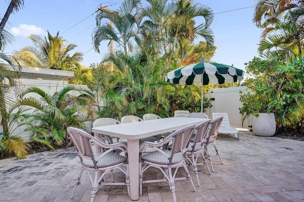 247 SE 3rd Avenue Delray Beach FL 33483