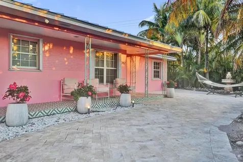 247 SE 3rd Avenue Delray Beach FL 33483