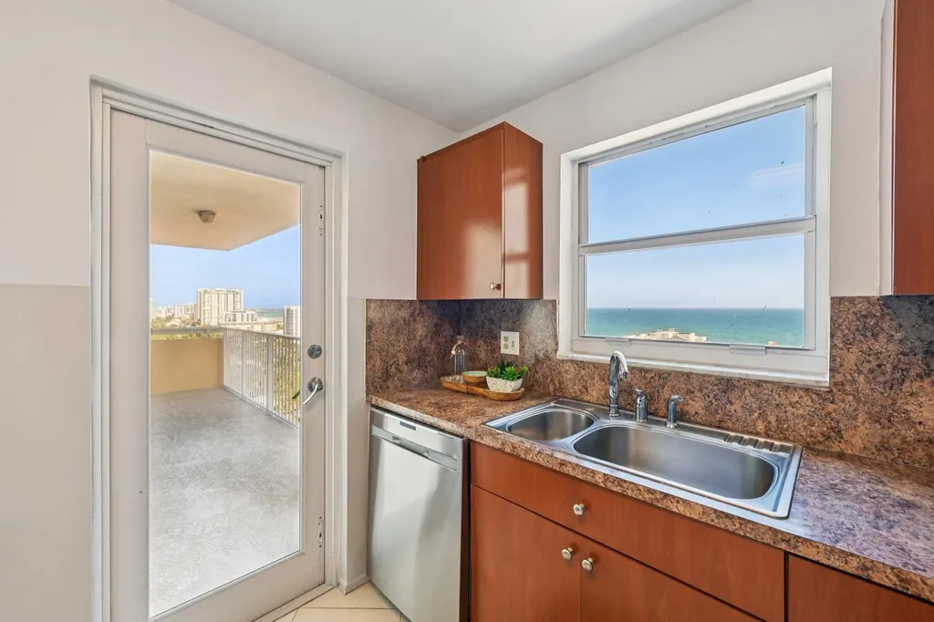1200 Hibiscus Avenue Pompano Beach FL 33062
