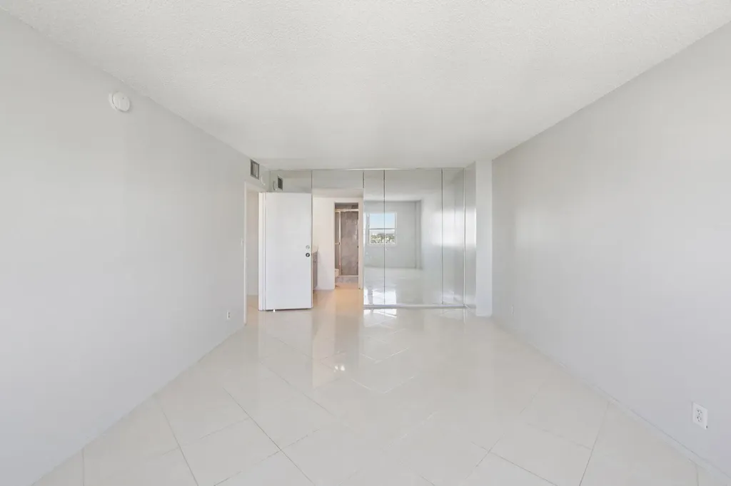 1200 Hibiscus Avenue Pompano Beach FL 33062