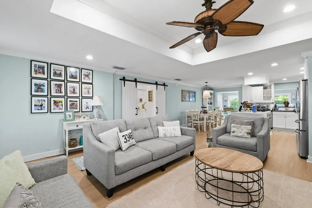 106 Windsor Road E Jupiter FL 33469