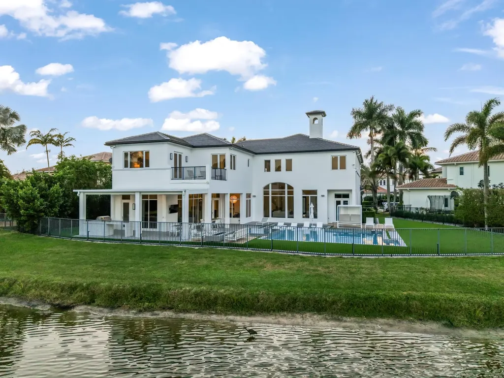 17690 Lomond Court Boca Raton FL 33496
