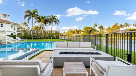 17690 Lomond Court Boca Raton FL 33496