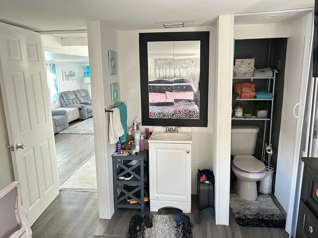 1325 S 33 Road Hollywood FL 33021
