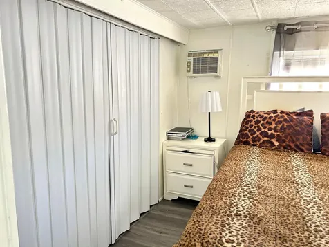 1325 S 33 Road Hollywood FL 33021