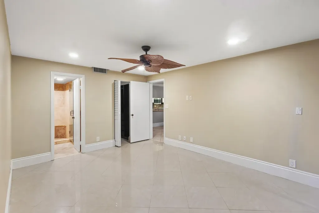 1250 S Military Trail Deerfield Beach FL 33442