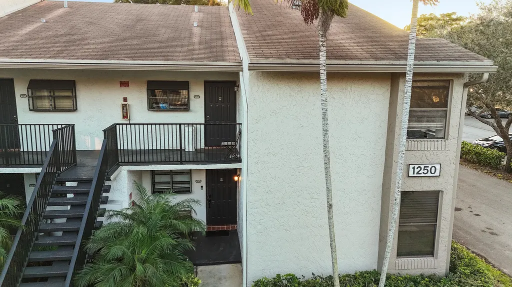 1250 S Military Trail Deerfield Beach FL 33442