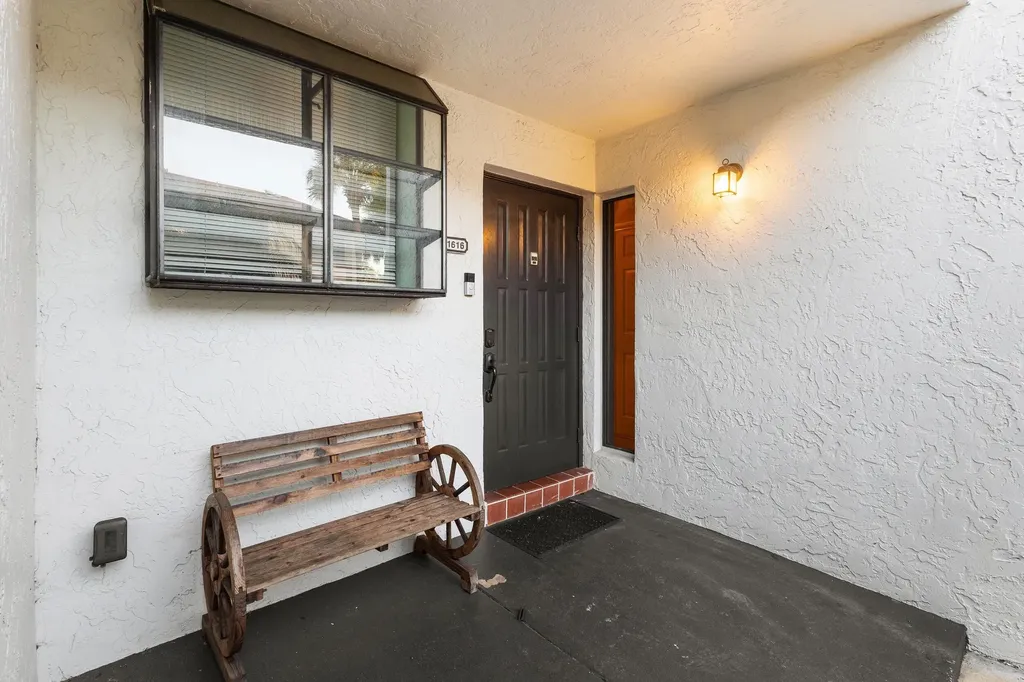 1250 S Military Trail Deerfield Beach FL 33442