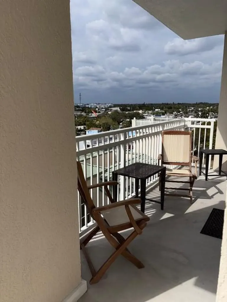 400 N Federal Highway N Boynton Beach FL 33435