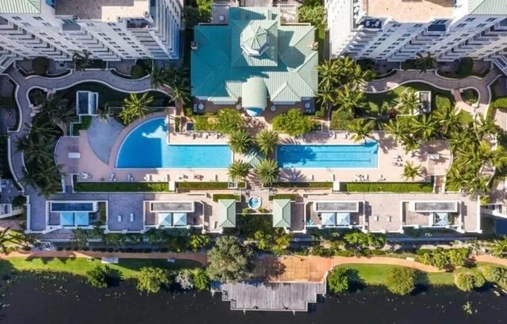 400 N Federal Highway N Boynton Beach FL 33435
