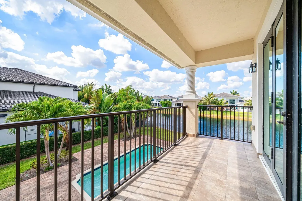 6950 Northwest 26th Way Boca Raton FL 33496