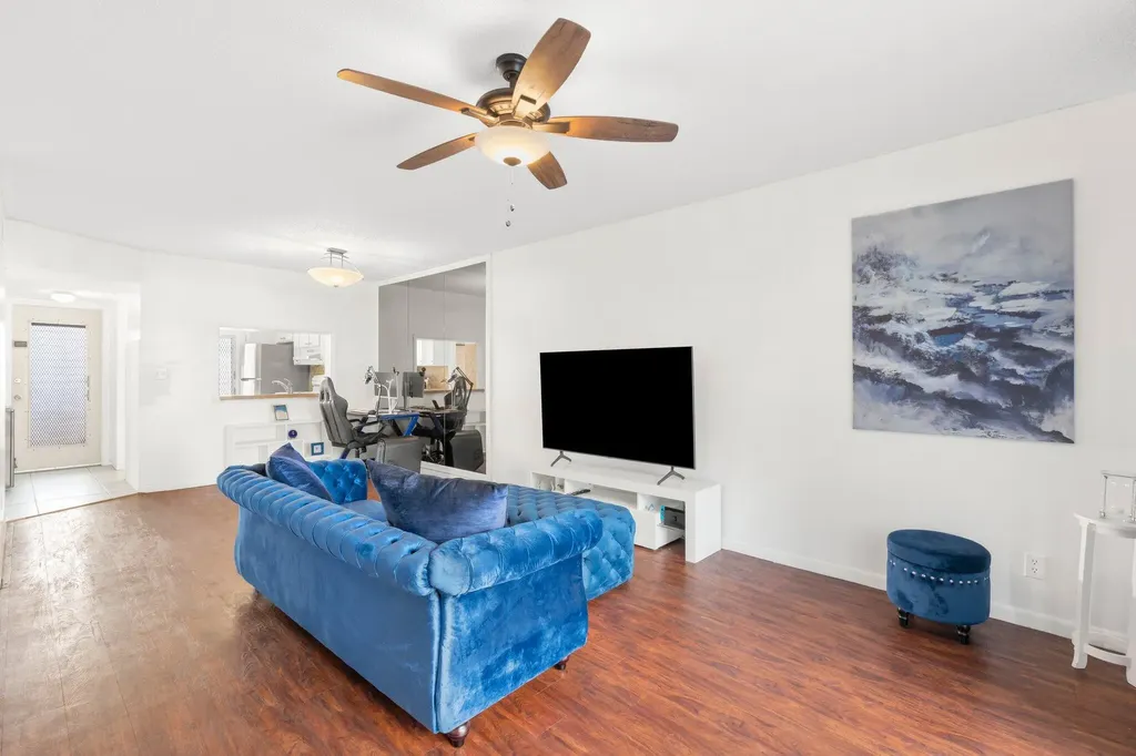 1101 Crystal Lake Drive Pompano Beach FL 33064