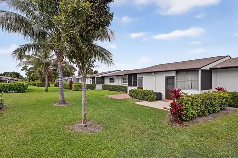 2965 Crosley Drive W West Palm Beach FL 33415