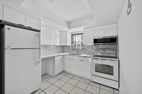 2965 Crosley Drive W West Palm Beach FL 33415