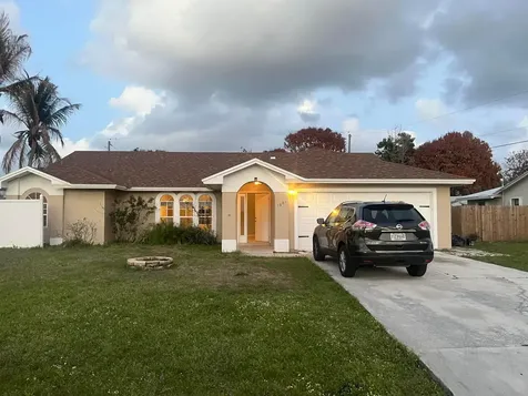 1901 SE Dock Street Port St Lucie FL 34952