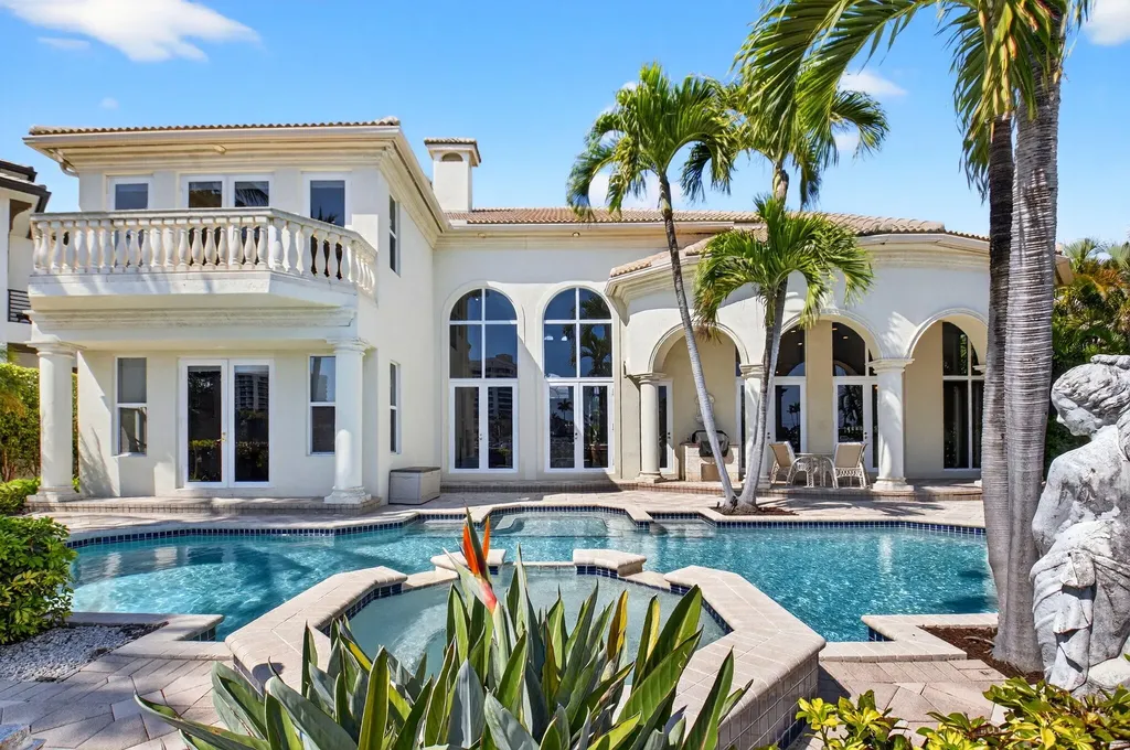 3171 Jasmine Drive Delray Beach FL 33483