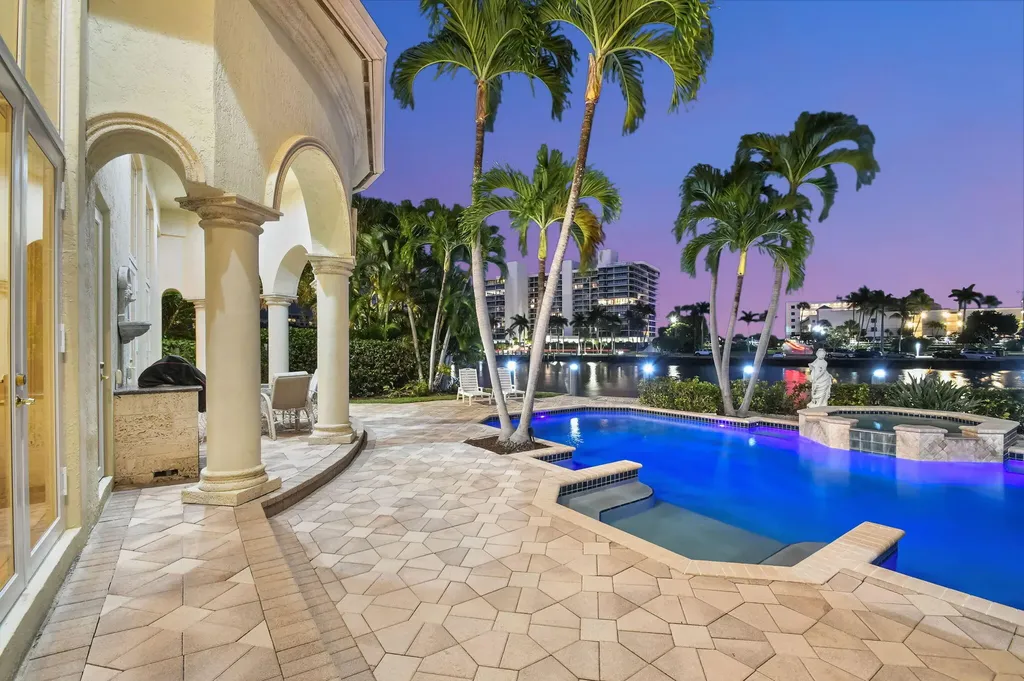3171 Jasmine Drive Delray Beach FL 33483