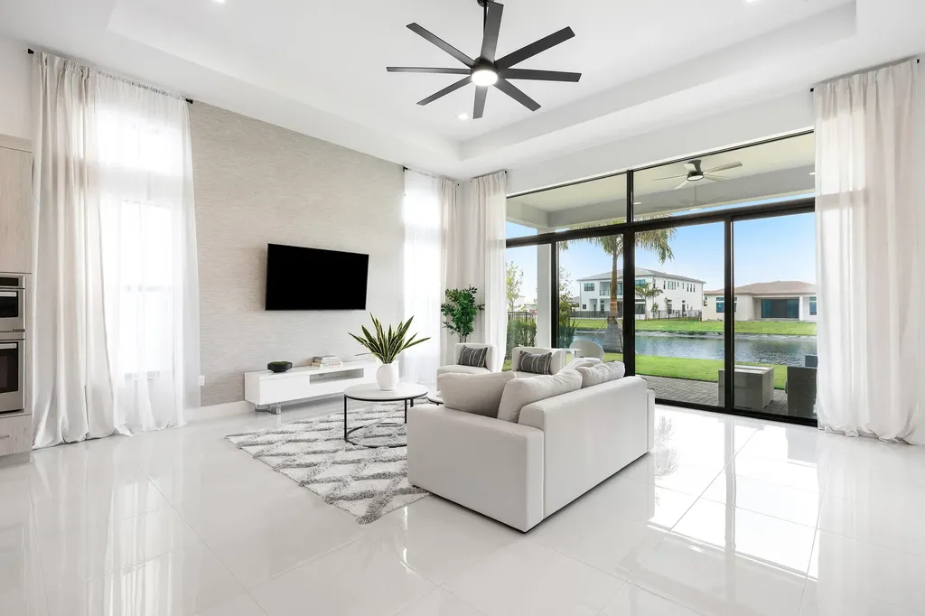 21015 Tangelo Tree Drive Boca Raton FL 33434