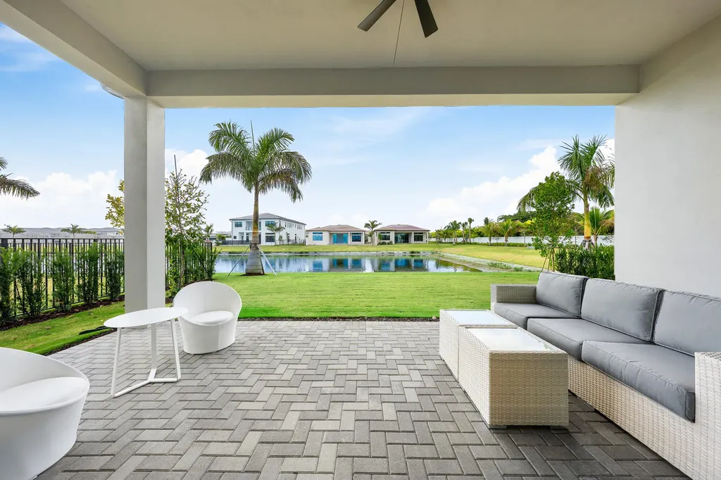 21015 Tangelo Tree Drive Boca Raton FL 33434