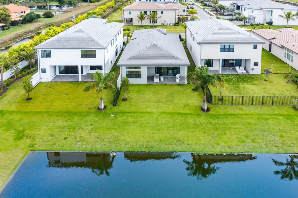 21015 Tangelo Tree Drive Boca Raton FL 33434