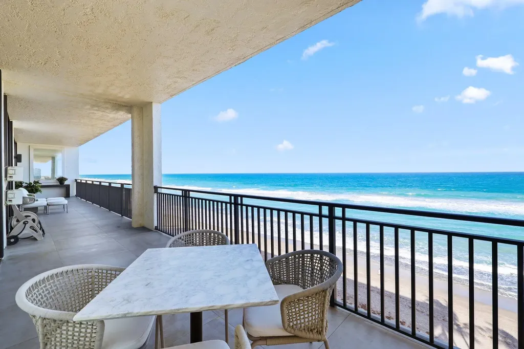 19750 Beach Road Jupiter FL 33469