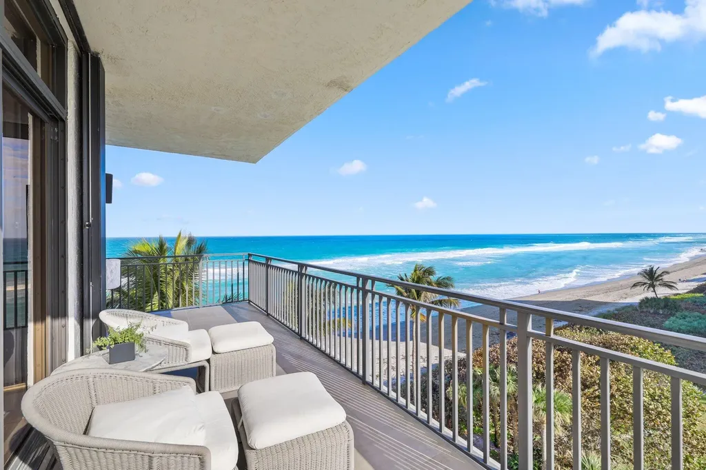 19750 Beach Road Jupiter FL 33469