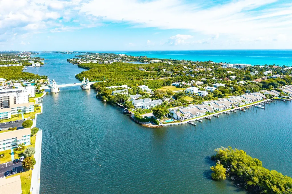 6110 N Ocean Boulevard Ocean Ridge FL 33435
