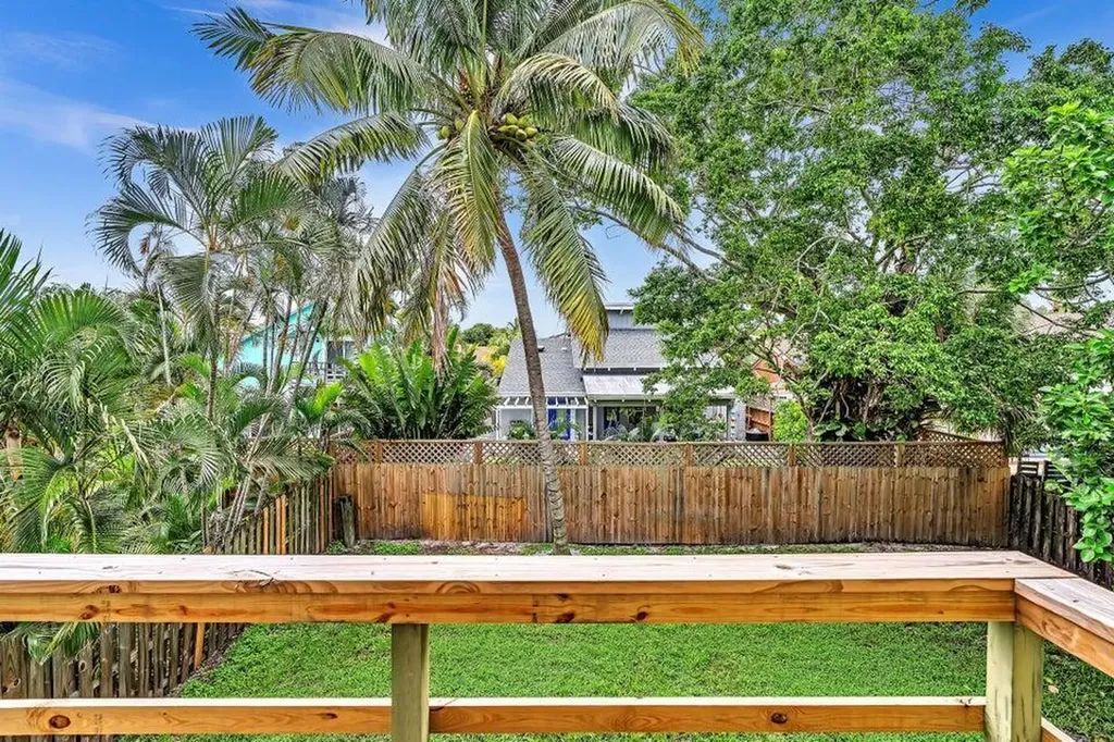 2438 Southridge Road Delray Beach FL 33444